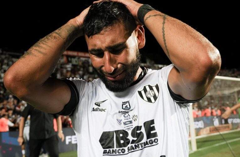 Rafael Barrios: de casi dejar el fútbol el año pasado por una tragedia familiar a ser campeón con Central Córdoba