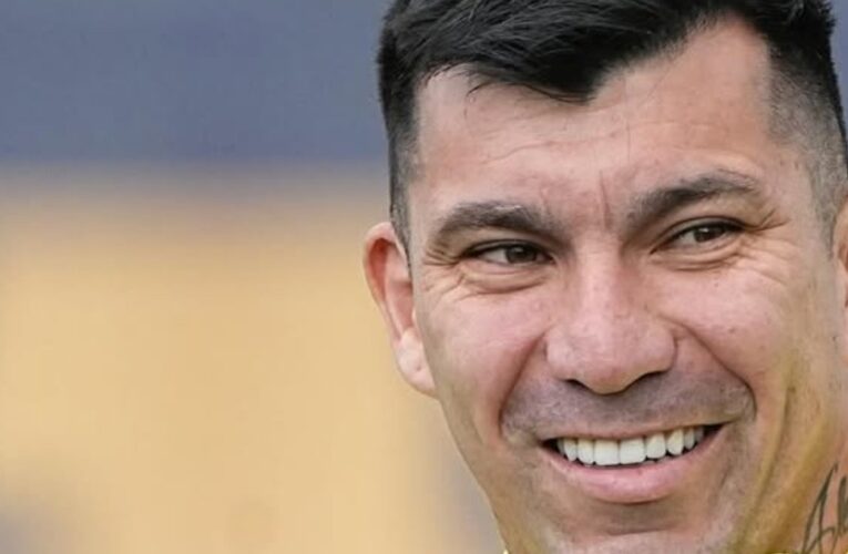 Se fue Medel: viaje a Chile, negociación con Boca y su futuro