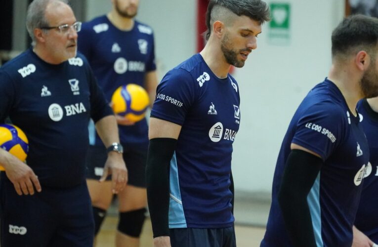 Novedades de la Selección de vóley: ¿siguen Marcelo Méndez y Luciano De Cecco?