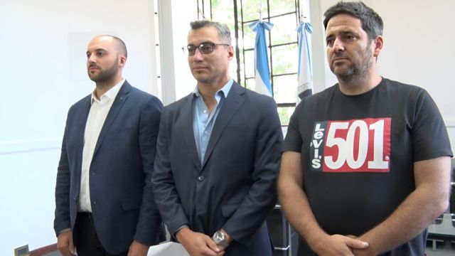 El municipio capitalino acata la orden judicial por feria sin habilitación ni permisos