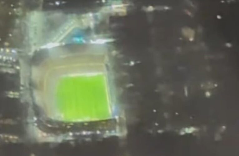 Desde el cielo, el Pipa Benedetto grabó a la Bombonera mientras jugaba Boca y dejó un mensaje