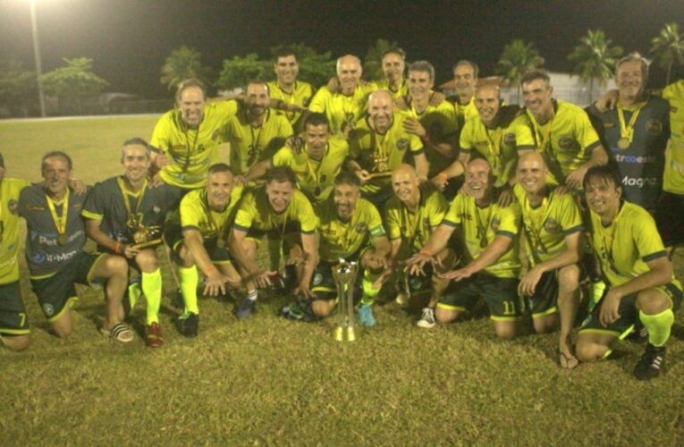 Los equipos argentinos campeones en el Mundial de Fútbol Amateur de Río