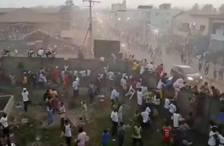 Tragedia en Guinea: más de 50 muertos luego de la sanción de un penal