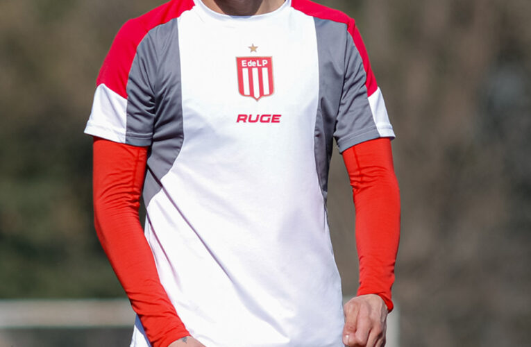Javier Altamirano, quien había sufrido una convulsión ante Boca, se va de Estudiantes