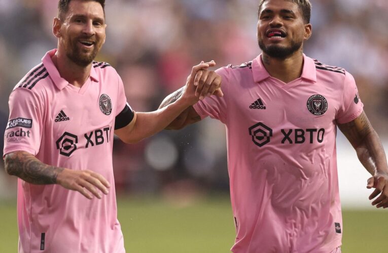 Bomba en el mercado: Racing quiere a Josef Martínez, ex compañero de Messi en Inter