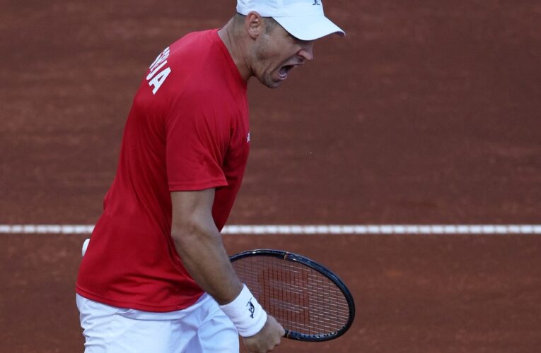 Preocupación en la Copa Davis: Dusan Lajovic sufrió un traumatismo de cráneo rumbo al vestuario