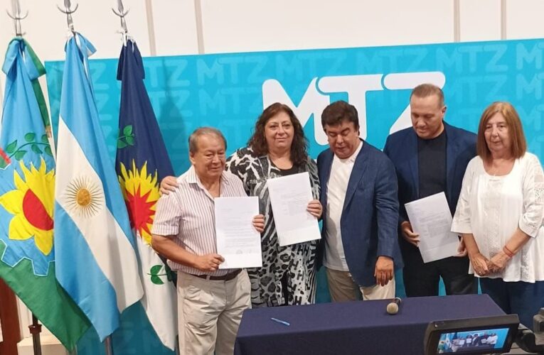 Toty Flores, dirigente de Elisa Carrió, se sumó al gabinete de Fernando Espinoza en La Matanza