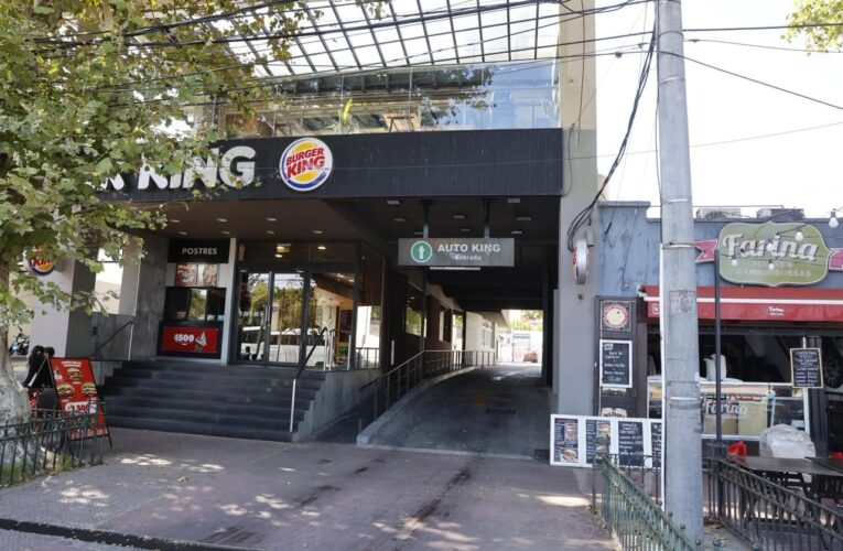 El caso $LIBRA: el jubilado de Tigre que recibió más de 1 millón de dólares de Hayden Davis figura en sociedades del exterior y está autorizado a conducir autos de alta gama