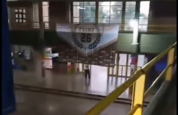 El gobierno de Santa Fe dijo que un asistente escolar logró frenar al alumno que disparó en el colegio y le sacó el arma