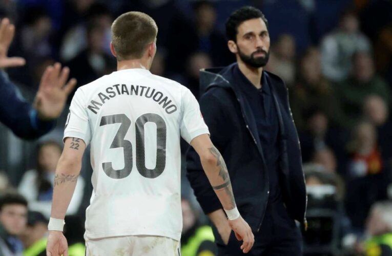 Qué dijo Arbeloa tras la roja de Mastantuono