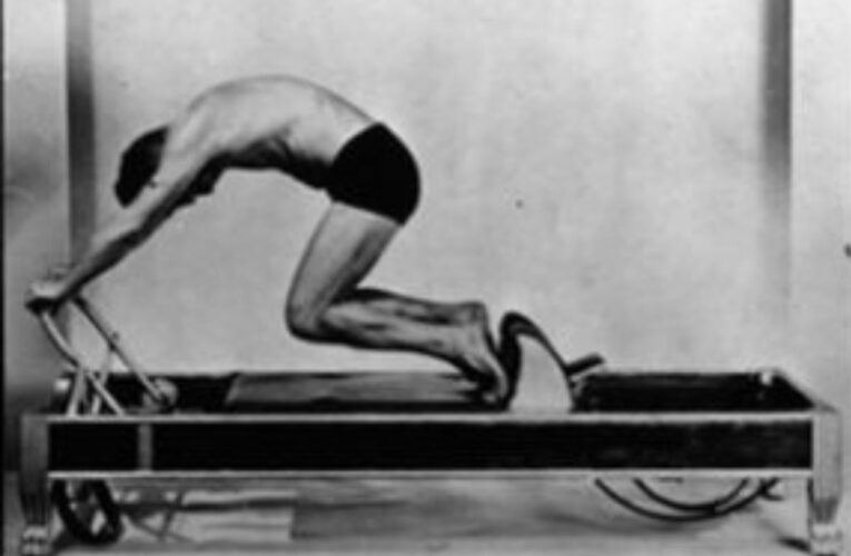 Joseph Pilates, creador del método de entrenamiento: “Somos arquitectos de nuestra vida; la felicidad está subordinada al bienestar físico por encima del nivel social o económico”